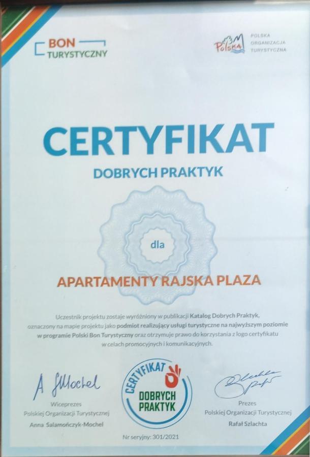 Rajska Plaza Basen Odkryty Brodziki Basen Kryty Plac Zabaw Animacje * Poddąbie